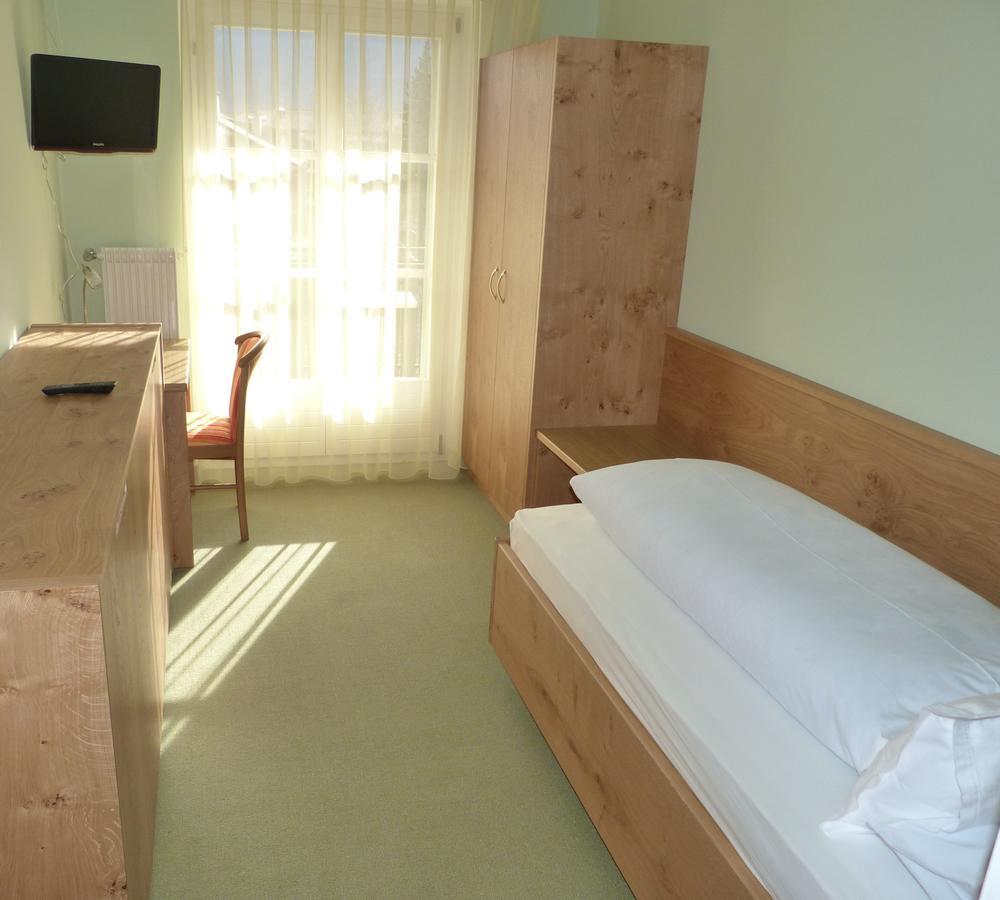Pension Runer Terlan Exterior foto