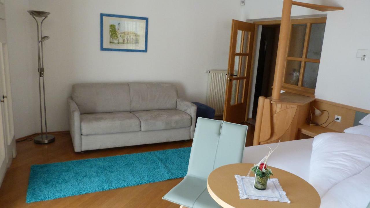 Pension Runer Terlan Exterior foto